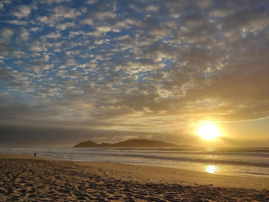 Casa No Campeche A Poucos Passos Da Com Split * Florianópolis
